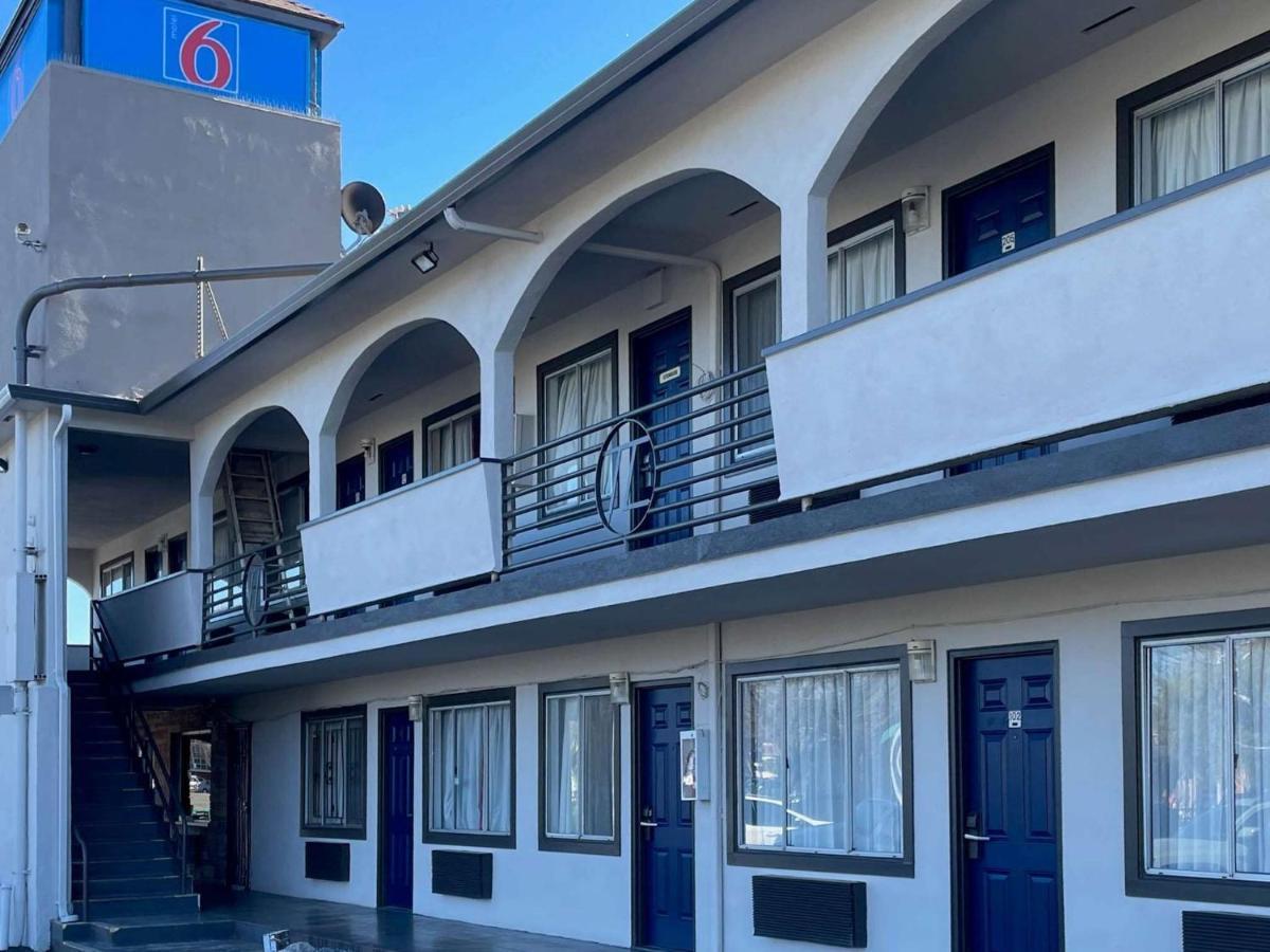 Motel 6 Richmond Ca Civic Center Екстериор снимка
